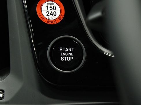 New 2026 Porsche Cayenne Coupe AWD/4WD image 32