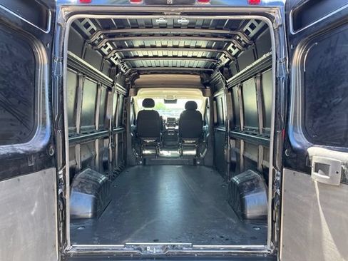 Used 2025 RAM ProMaster 2500 FWD image 9