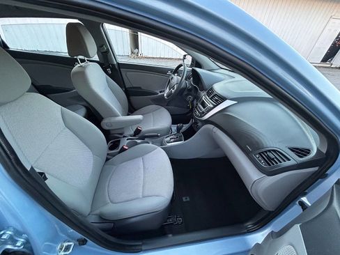 Used 2014 Hyundai Accent GS image 22