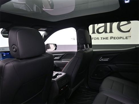 Certified 2024 Chevrolet Silverado EV RST image 25