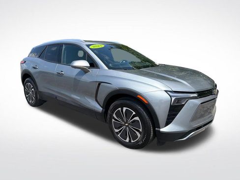 Used 2024 Chevrolet Blazer EV LT AWD/4WD image 8