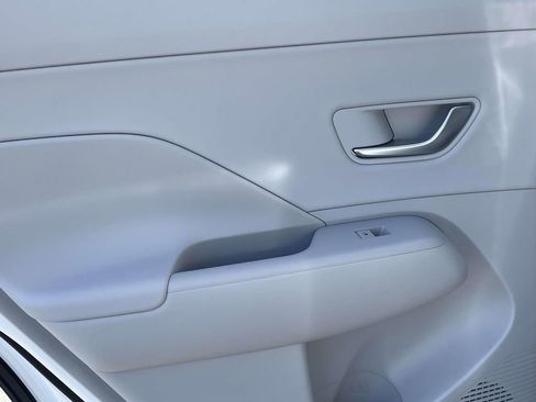 New 2026 Hyundai Kona SEL Premium image 9