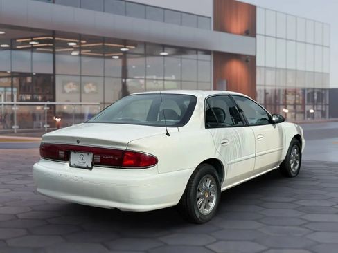 Used 2005 Buick Century Sedan image 6