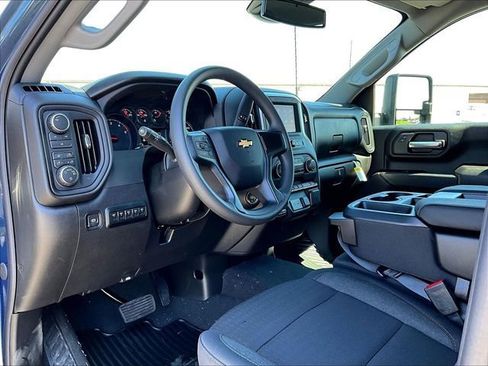 New 2026 Chevrolet Silverado 2500 Custom w/ Custom Value Package AWD/4WD image 8