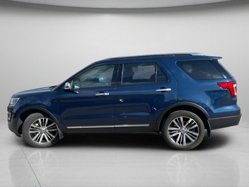 Used 2017 Ford Explorer Platinum AWD/4WD image 12