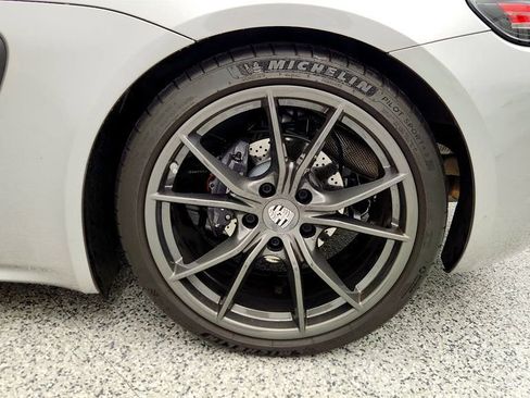 Used 2022 Porsche 718 Boxster T Roadster with Adaptive Sport image 9