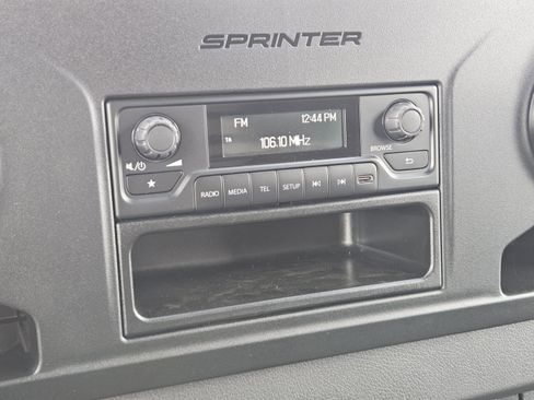 Used 2025 Mercedes-Benz Sprinter 3500 image 12