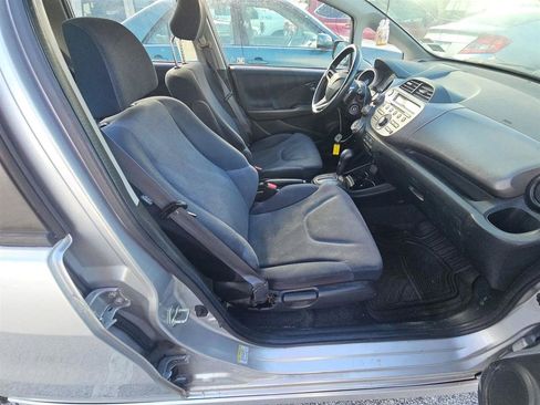 Used 2011 Honda Fit Sport image 8