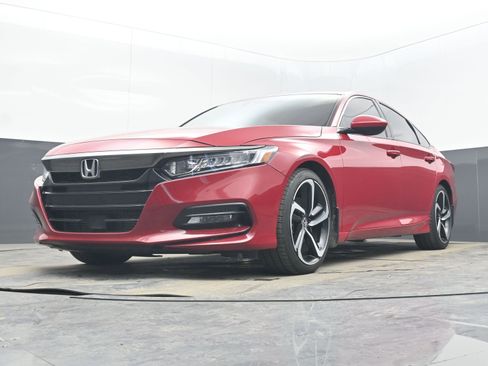Used 2018 Honda Accord Sport image 22