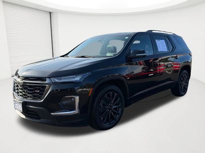 Used 2023 Chevrolet Traverse RS