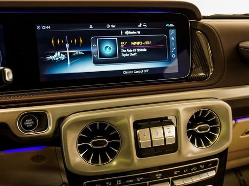 Used 2023 Mercedes-Benz G 550 image 27