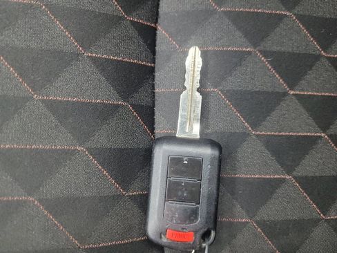 Used 2021 Mitsubishi Mirage ES image 32