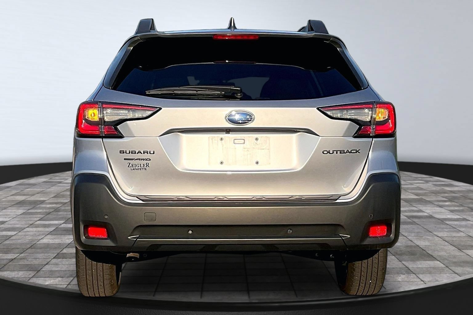 Used 2024 Subaru Outback Onyx Edition AWD/4WD image 4