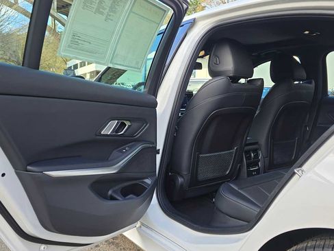 Used 2023 BMW 330e xDrive w/ Driving Assistance Package image 17