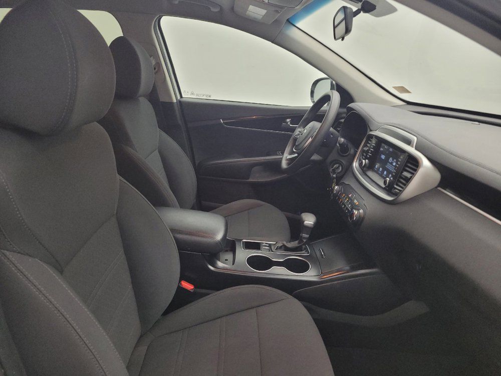Used 2020 Kia Sorento L FWD image 21