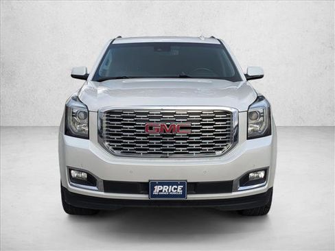 Used 2018 GMC Yukon Denali w/ Denali Ultimate Package image 2