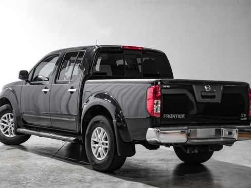 Used 2019 Nissan Frontier SV RWD image 14