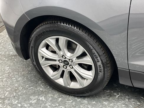 Certified 2024 Ford Edge Titanium image 34