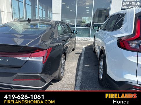 Used 2025 Hyundai Elantra Sport FWD image 6