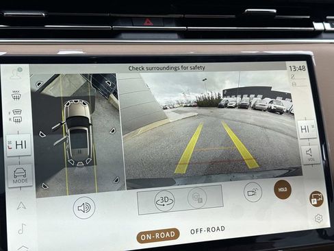 New 2025 Land Rover Range Rover SE AWD/4WD image 23