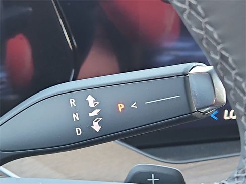 New 2025 Chevrolet Tahoe High Country image 14