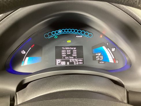 Used 2017 Nissan Leaf S w/ Charge Package image 17