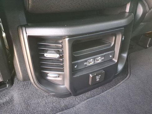 Used 2025 RAM 1500 Laramie w/ Bed Utility Group AWD/4WD image 16