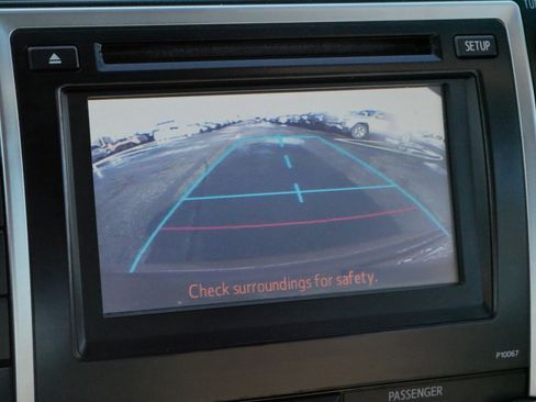 Used 2012 Toyota Camry SE w/ Convenience Pkg image 29