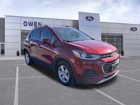 Used 2019 Chevrolet Trax LT FWD image 7