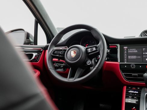 Certified 2026 Porsche Macan Turbo AWD/4WD image 26