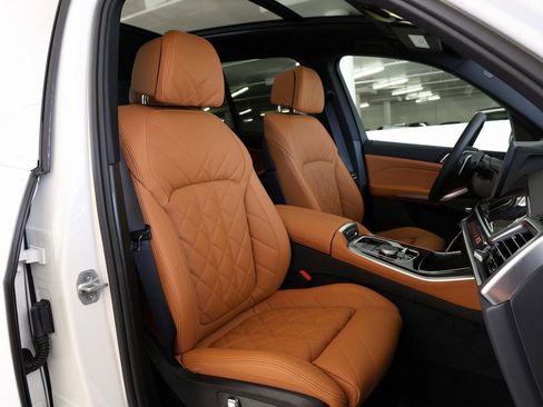 New 2026 BMW X5 sDrive40i image 30