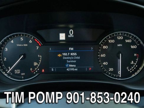 Used 2023 Cadillac XT4 Premium Luxury w/ Cold Weather Package FWD image 20