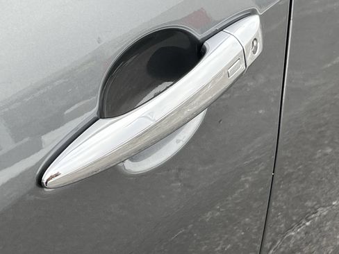 Used 2023 Nissan Altima 2.5 SV image 11