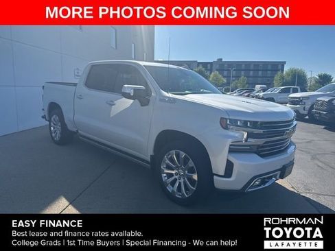 Used 2021 Chevrolet Silverado 1500 High Country w/ Technology Package AWD/4WD image 3
