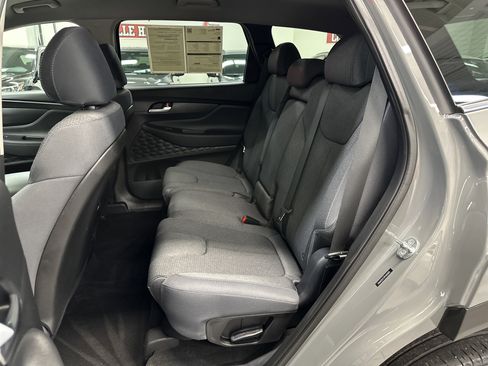 Used 2023 Hyundai Santa Fe SEL image 5