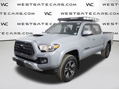Used 2019 Toyota Tacoma TRD Sport image 1