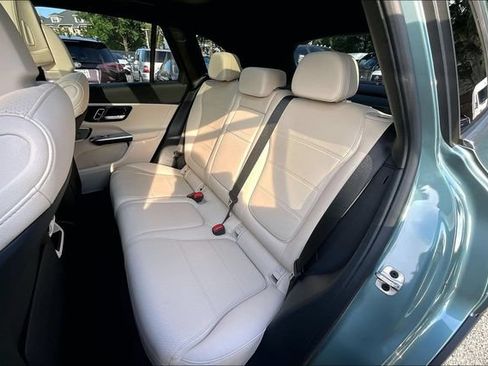 Used 2026 Mercedes-Benz GLC 300 4MATIC image 17