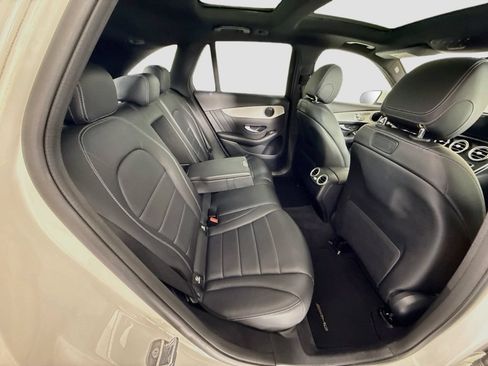 Used 2019 Mercedes-Benz GLC 300 image 22