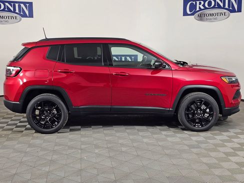 New 2026 Jeep Compass Latitude image 6