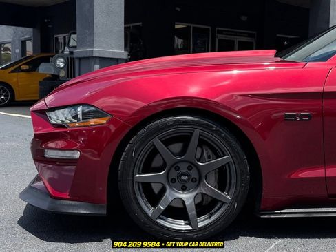 Used 2018 Ford Mustang GT RWD image 15
