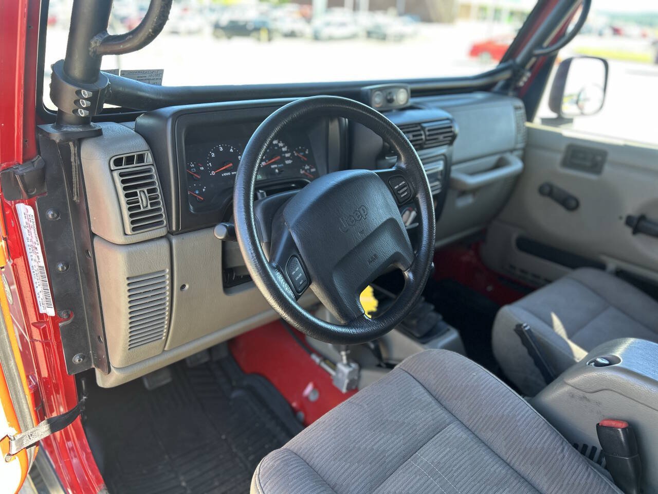 Used 2003 Jeep Wrangler X AWD/4WD image 9