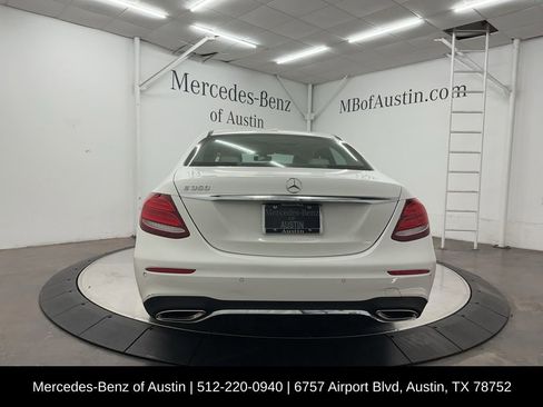 Used 2020 Mercedes-Benz E 350 Sedan image 7