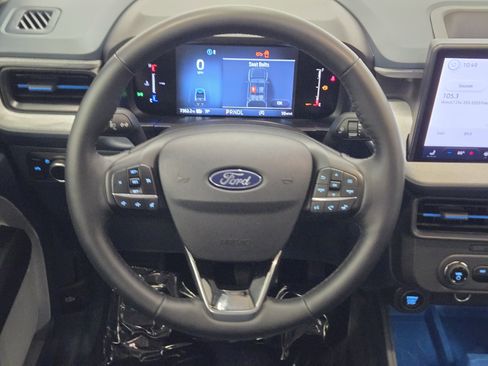 Certified 2025 Ford Maverick XLT w/ XLT Luxury Package image 25