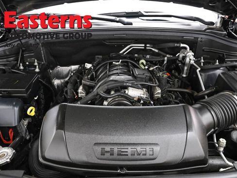 Used 2025 Dodge Durango R/T AWD/4WD image 7