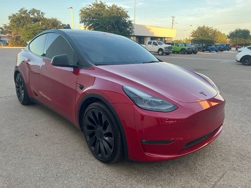 Used 2023 Tesla Model Y Performance AWD/4WD image 3