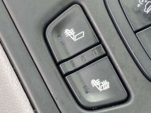 Used 2021 GMC Terrain SLE w/ Driver Convenience Package image 30