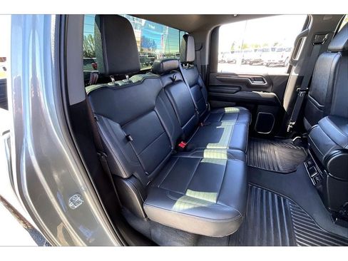Used 2025 Chevrolet Silverado 3500 LTZ AWD/4WD image 28