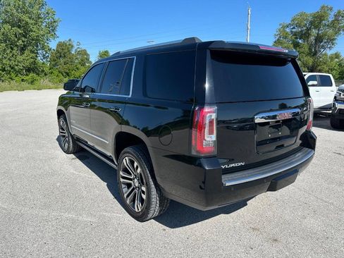 Used 2020 GMC Yukon Denali w/ Denali Ultimate Package AWD/4WD image 3