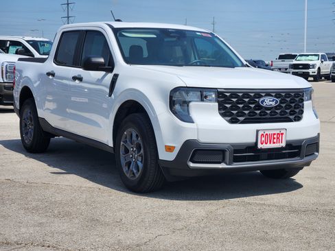 New 2026 Ford Maverick XLT FWD image 2