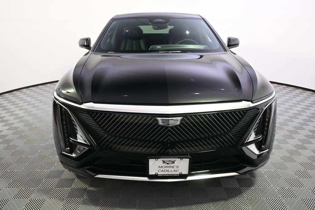 New 2026 Cadillac Lyriq Premium Luxury w/ LPO, Floor Liner Package AWD/4WD image 10
